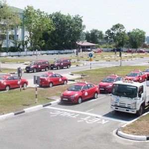 HỌC GPLX LÁI XE
